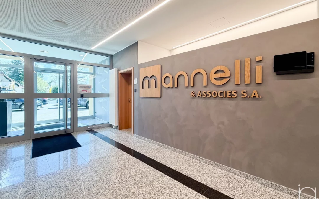 Office interior design – conference room, hallway and entrance for the electrical company « MANNELLI & ASSOCIÉS S.A. » in Bertrange